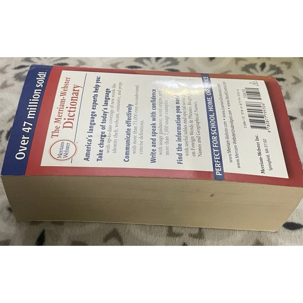 The Merriam Webster Dictionary New Edition 2004